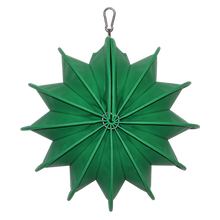 Lade das Bild in den Galerie-Viewer, Grüner wetterfester Lampion - in drei möglichen Größen