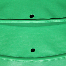 Lade das Bild in den Galerie-Viewer, Grüner wetterfester Lampion - in drei möglichen Größen