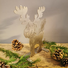 Lade das Bild in den Galerie-Viewer, Knuffiger Elchhund Fred aus Edelstahl für drinnen & draußen