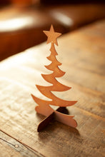 Lade das Bild in den Galerie-Viewer, Moderne Edelrosttanne mit Stern