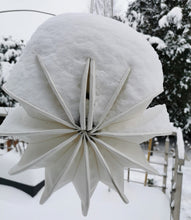 Lade das Bild in den Galerie-Viewer, Barlooon wetterfester Lampion robust mit Schnee